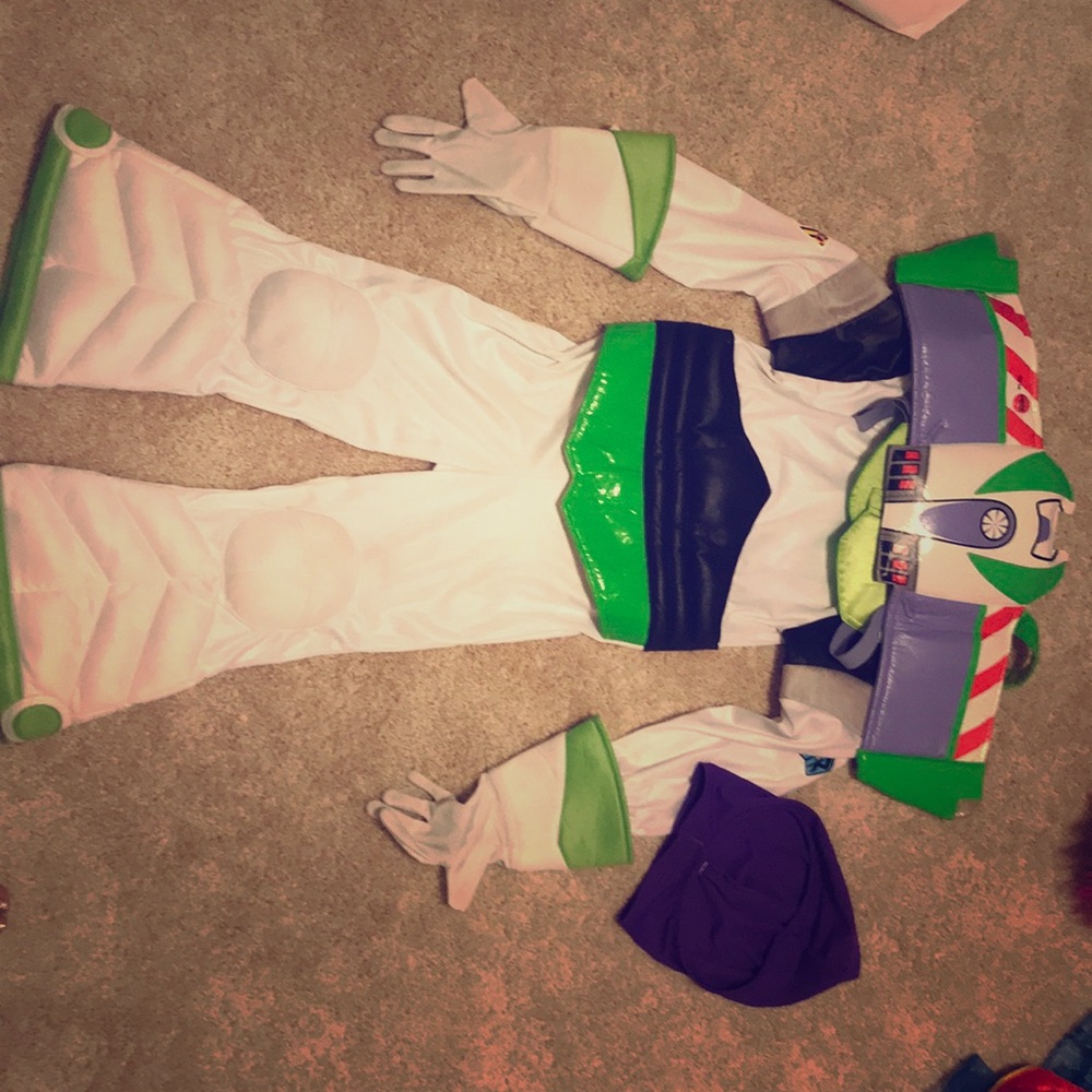 Children’s XS Buzz lightyear costume